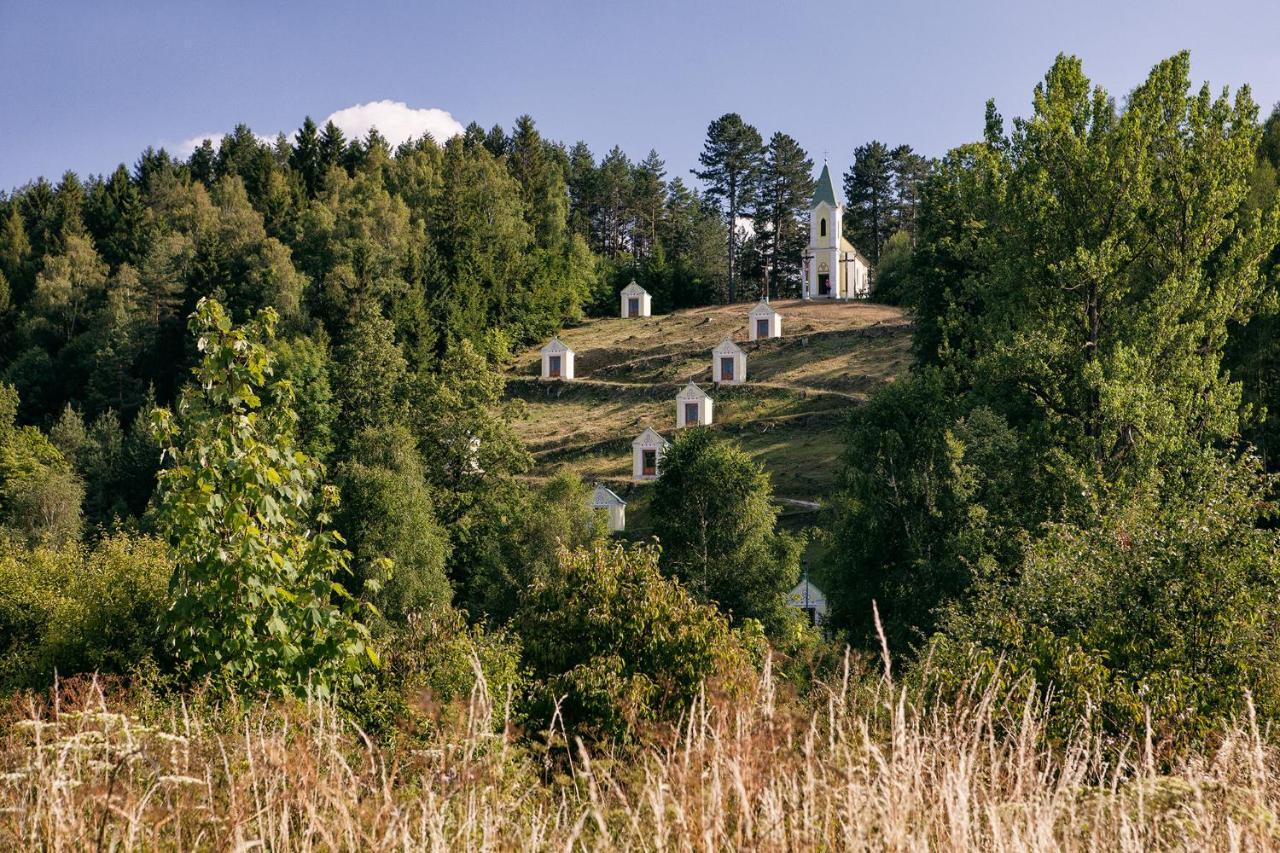Hostinec U Hromadov - Ubytovanie V Sukromi Rajecka Lesna Экстерьер фото